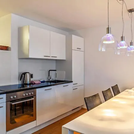Haus Excelsior 30 아파트 *